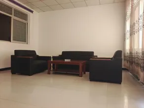 Yulin Yuhe Farm Hotel - Image 4