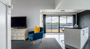 Bright Hillside Home in South Launceston - Image 2