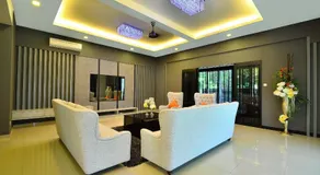 Violet Luxury Service Villa - Image 5