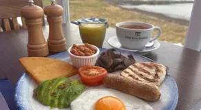 Lochside Hotel - Image 4