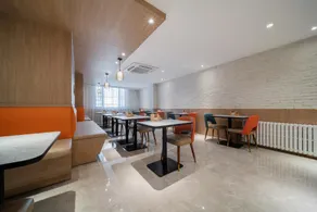 Hanting Hotel Hohhot Gulou - Image 4