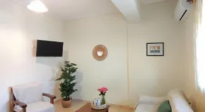Myrstia Apartment - Image 2