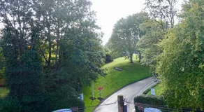 Abinger Guest House - Image 4