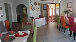 Valley View Guest House - Image 5