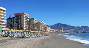 Moderno en primera línea de playa - Image 5
