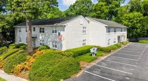 Brookwood Courtyard by BCA Furnished Apartments - Image 5