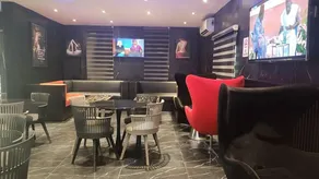 Triple Tee Luxury Hotel & Service Apartments Surulere - Image 4