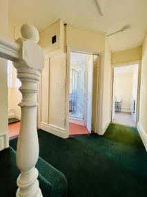 Large & Bright Holiday Home by Felixstowe Beach - Image 4