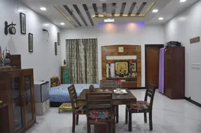 The Royal Luxury Suite: Fully Sanitised, AC, Wifi - Image 2