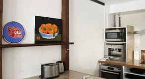 Large Modern 3BR 2 BATH Apt in Central Location for Families, Workers, Groups - Image 2