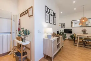Fee4Me. Elegant flat a few minutes from Atocha. - Image 3