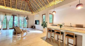 YAM HOTEL - Image 3