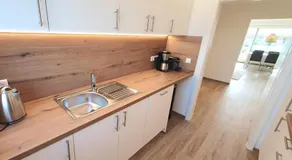 3 Zi, Balkon, ruhig, 73m²: ein Hauch von Luxus - Image 5