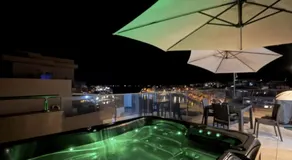 Luxury Panoramic Penthouse w Jacuzzi & Sea View - Image 3