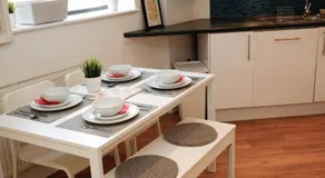 F3 New Flat in Central London - Image 3