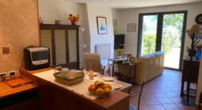 Appartement avec jardin, barbecue et terrasse | Vue sur l'eau - Image 3