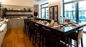 TownHouse 33 Boutique Hotel - Image 2