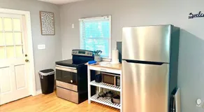 Town and Country Getaway 3BR 3BA, 20 min FAMU FSU - Image 4