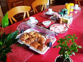 Apakabar Homestay - proche gare Melun, parking privé, Netflix - Image 5
