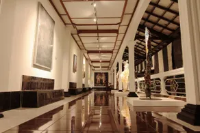 Raintree Boutique Villa & Gallery - Image 4
