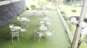 Hotel Villa Bunga Bunga 6 Hour Stay - Image 4