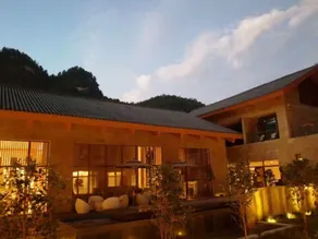 Xishan Yiju Hotel - Image 5