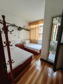 Yanfeng Hostel - Image 2
