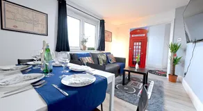 SUPERB 4 BEDROOM FLAT in THE HEART OF CAMDEN TOWN - Image 2