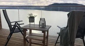 Mjøssuite with lovely view - Image 5
