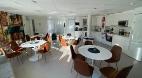 EC-Hostel - Image 2