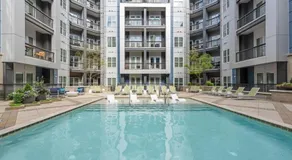 Trifecta Luxury Serviced Apartment in Uptown CLT - Image 4