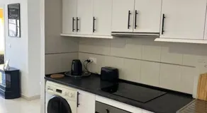 Comfortable apartment with balcony and huge pool - Image 3