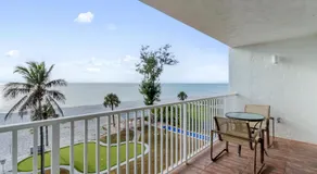 Beach and sunset view from your balcony - Image 3