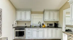 Beach cottage villa - Image 4