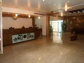 Hotel Maan Residency - Image 5