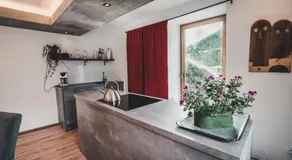STILFSER HÜTTL Ein ganzes Ferienhaus für euch in SÜDTIROL in Alleinlage mit Ortlerblick euer Refugium mit privatem Gartenbereich für gemeinsame Zeit auch gern mit Hund im Nationalpark Stilfserjoch Ski-und Wandergebiet SULDEN in der Nähe - Image 3
