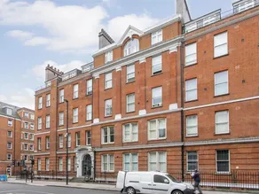 BLOOMSBURY APARTMENTS - Image 3