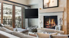 Ritz Carlton Residence Spacious with Valley Views - Image 5