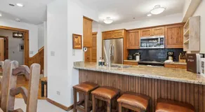 Kiva 428 by East West Hospitality - Image 5