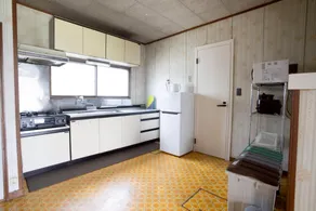 Gray House Toya - Image 2