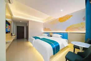 Shixing Huihuang Business Hotel - Image 2