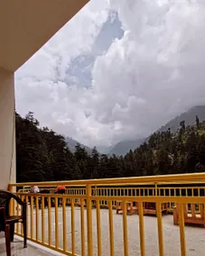 The Garden Of Rose - Image 3