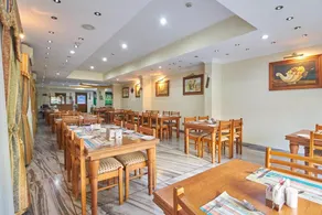 Hotel Grand Seasons - Image 5