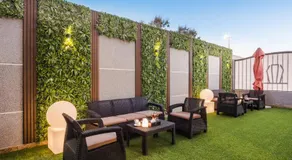Tulip Plaza Hotel - Image 5
