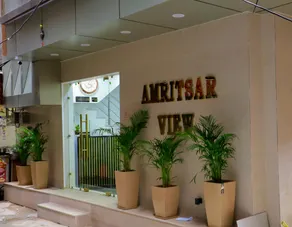 Amritsar view hotel near golden temple - Image 1