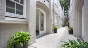 Mulwarree Avenue Apartments by Urban Rest - Image 2