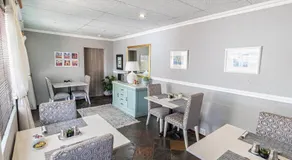 Gold Crest Guesthouse - Image 4