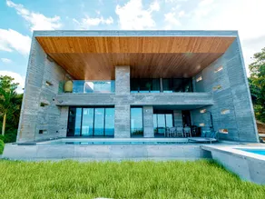 Iluvio Resort Motobu - Image 1
