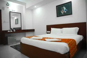 Harekrishna Hotel & Restaurant - Image 2