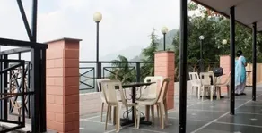Goroomgo Dalhousie Shangrila Hotel - Image 4